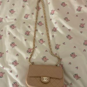 Vintage chanel purse